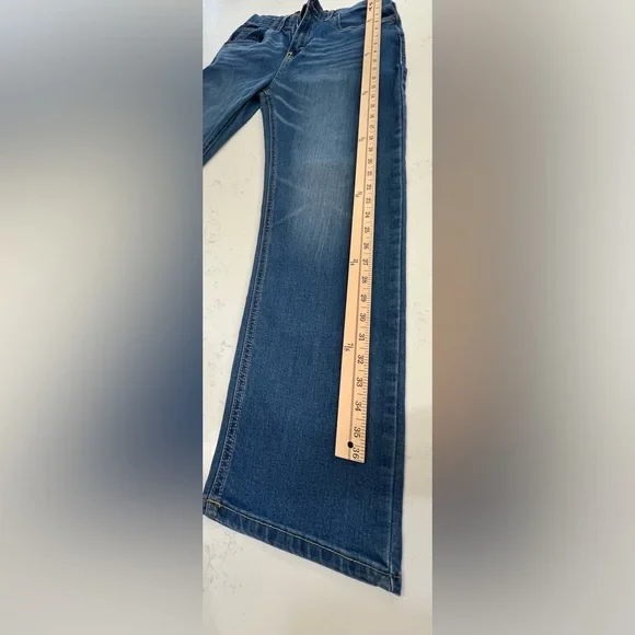 Levi's Classic Straight Denim Jeans - Picture 10 of 12